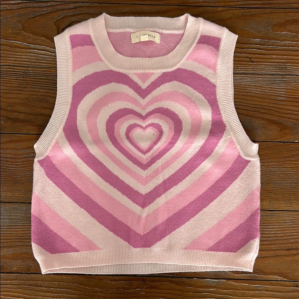 Pink Heart Pattern Sleeveless Sweater